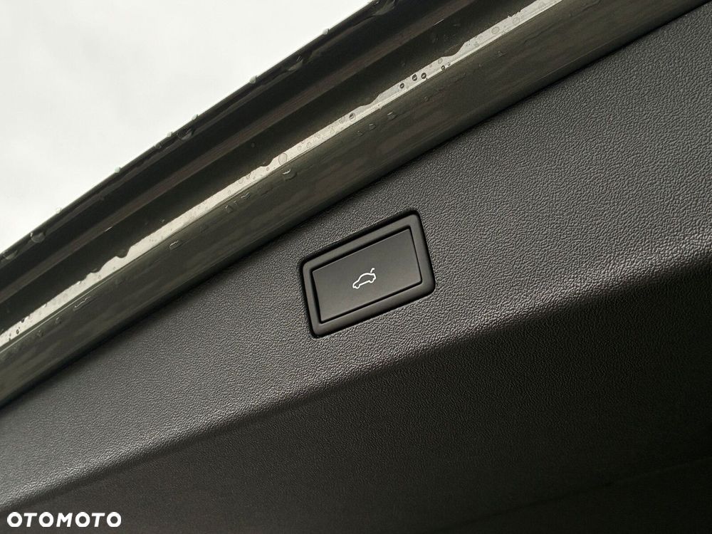 Volkswagen Tiguan - 24