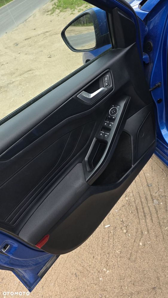 Ford Focus 2.0 EcoBlue ST-Line - 13