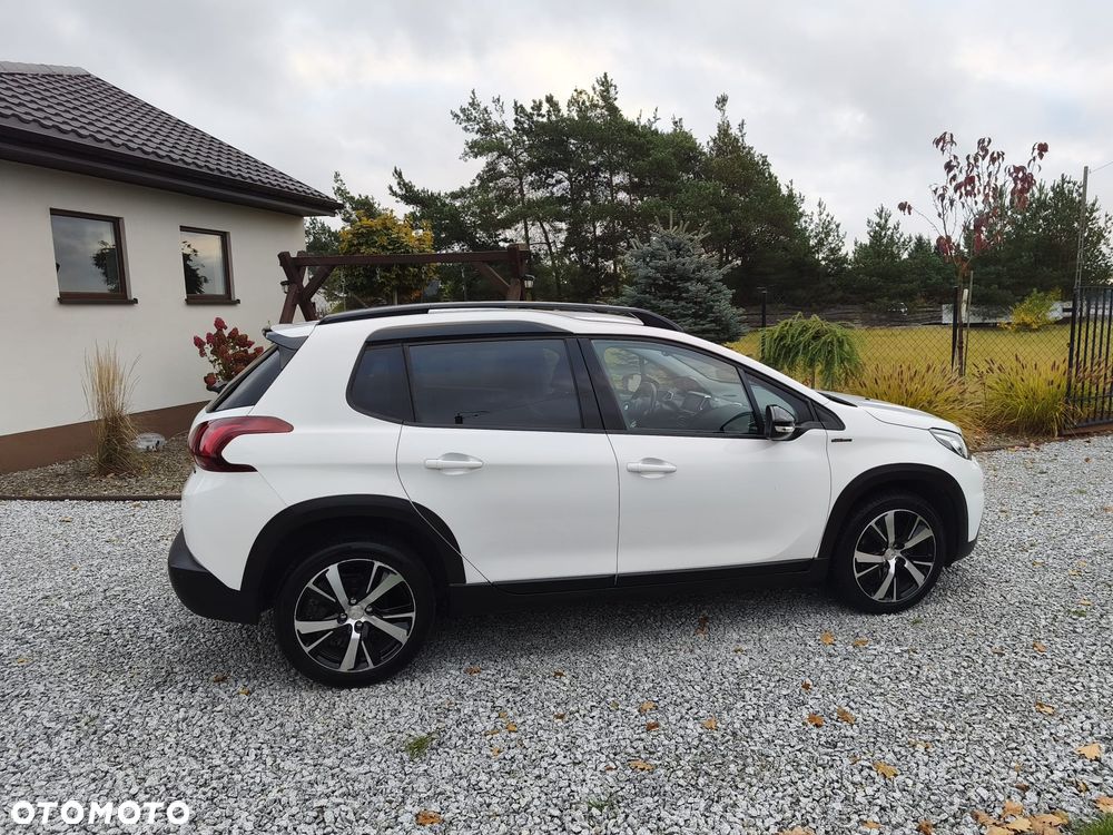 Peugeot 2008 - 4