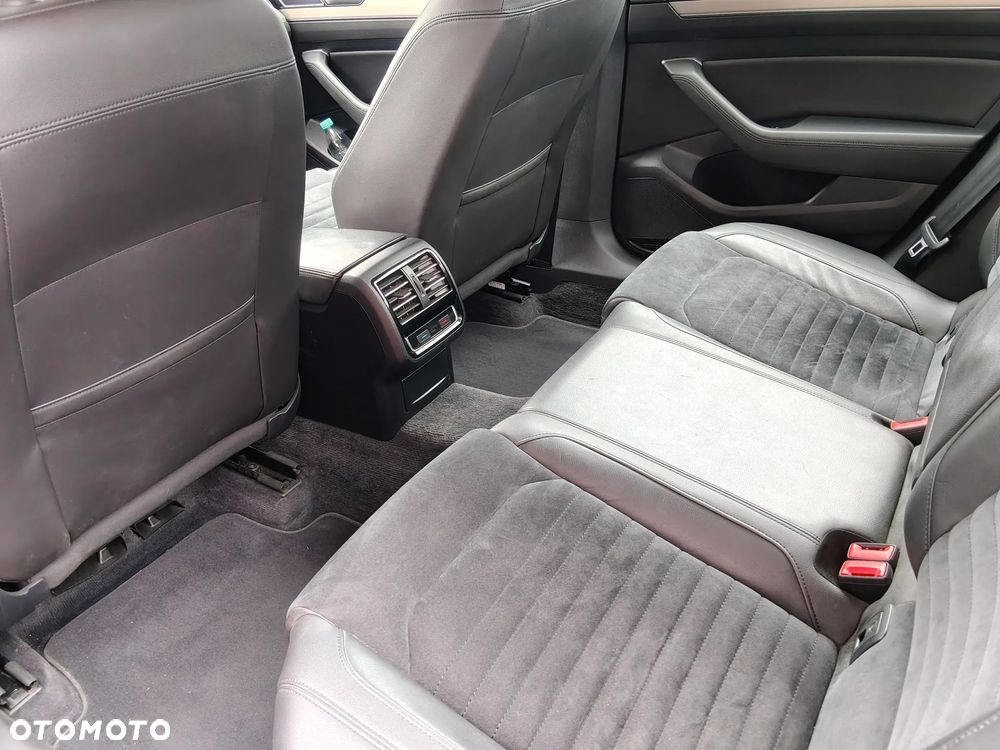 Volkswagen Passat 2.0 TDI BMT Comfortline - 15