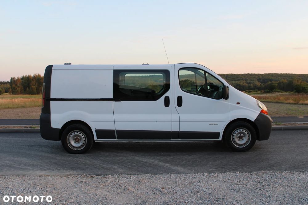 Renault TRAFIC - 4