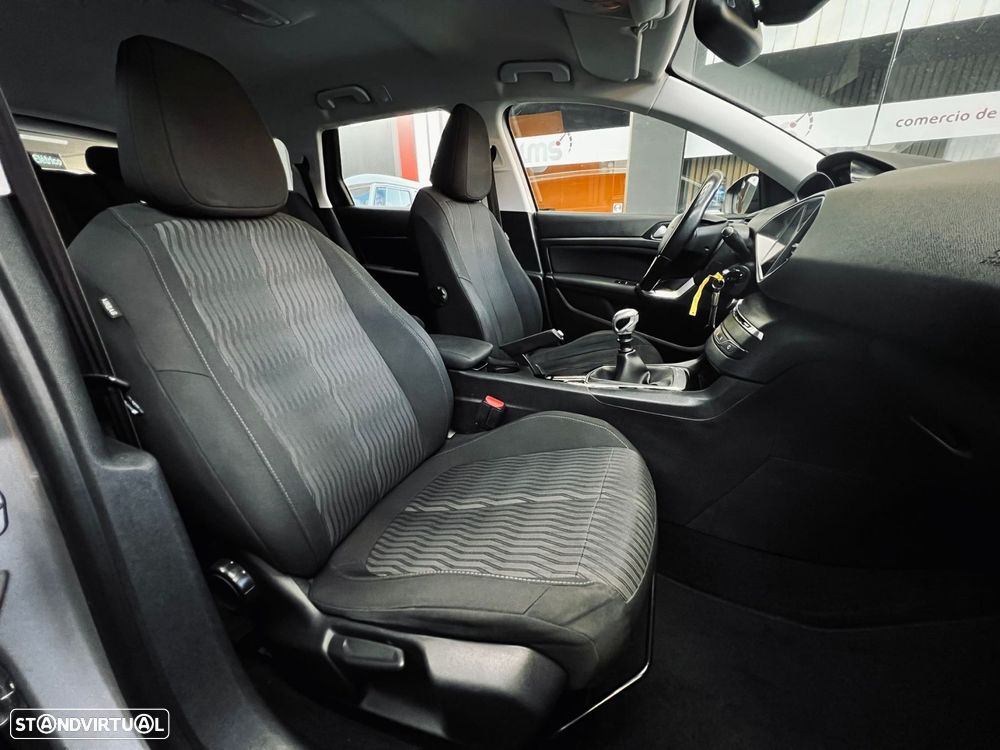 Peugeot 308 1.6 BlueHDi Style - 20