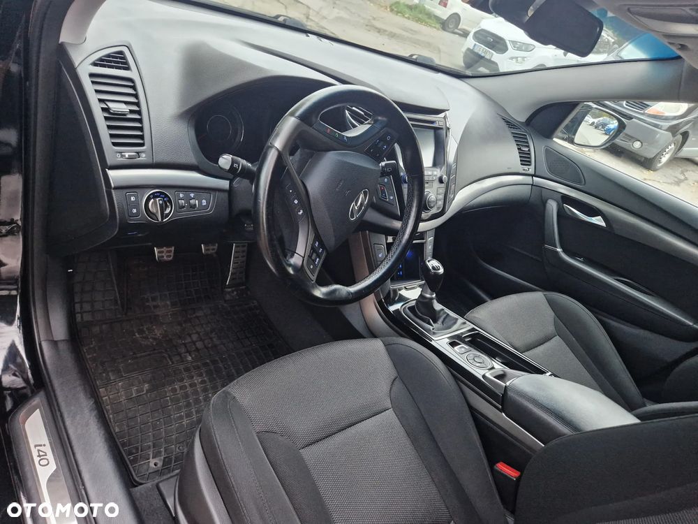 Hyundai i40 - 2
