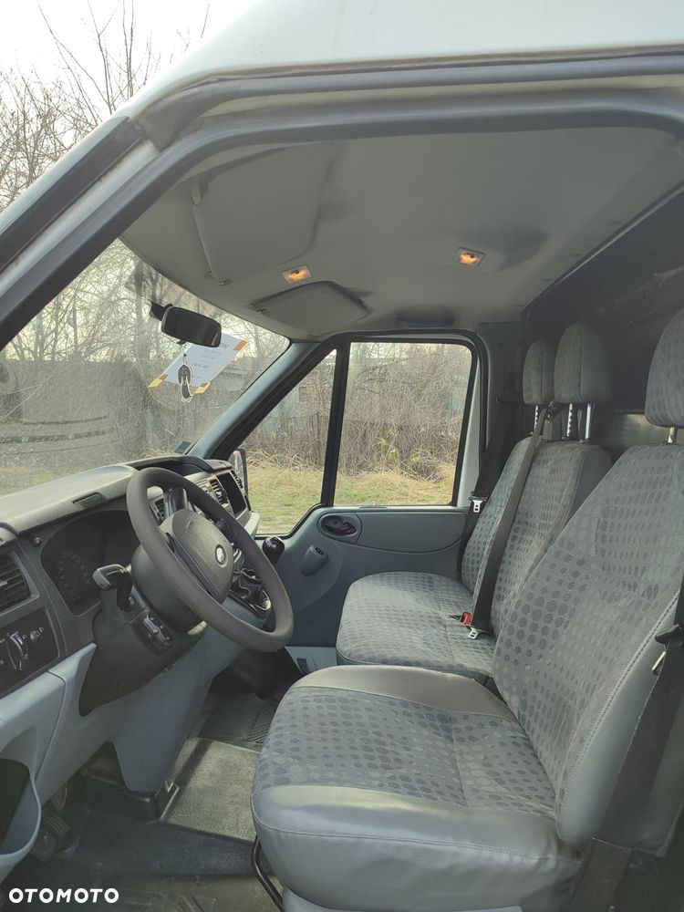 Ford Transit - 7