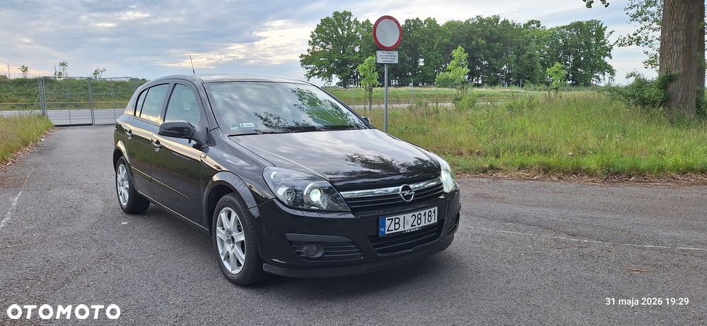 Opel Astra 1.9 CDTI Elegance - 1