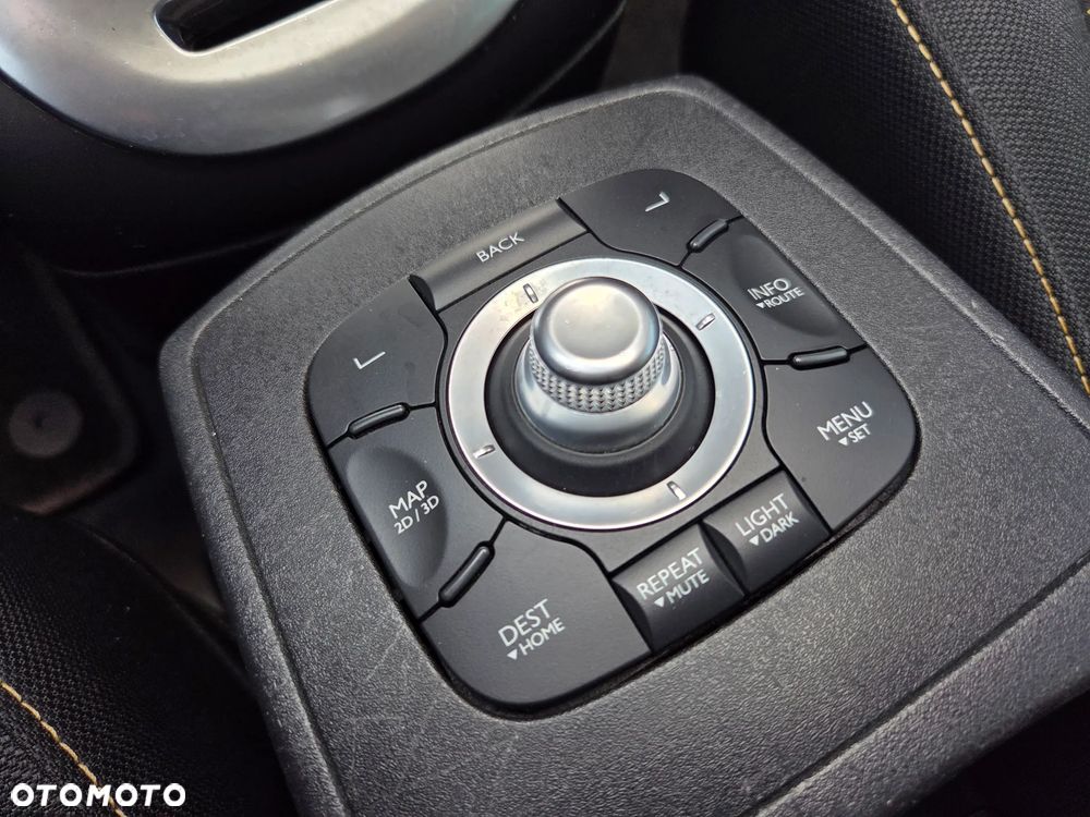 Renault Scenic TCe 130 Luxe - 24