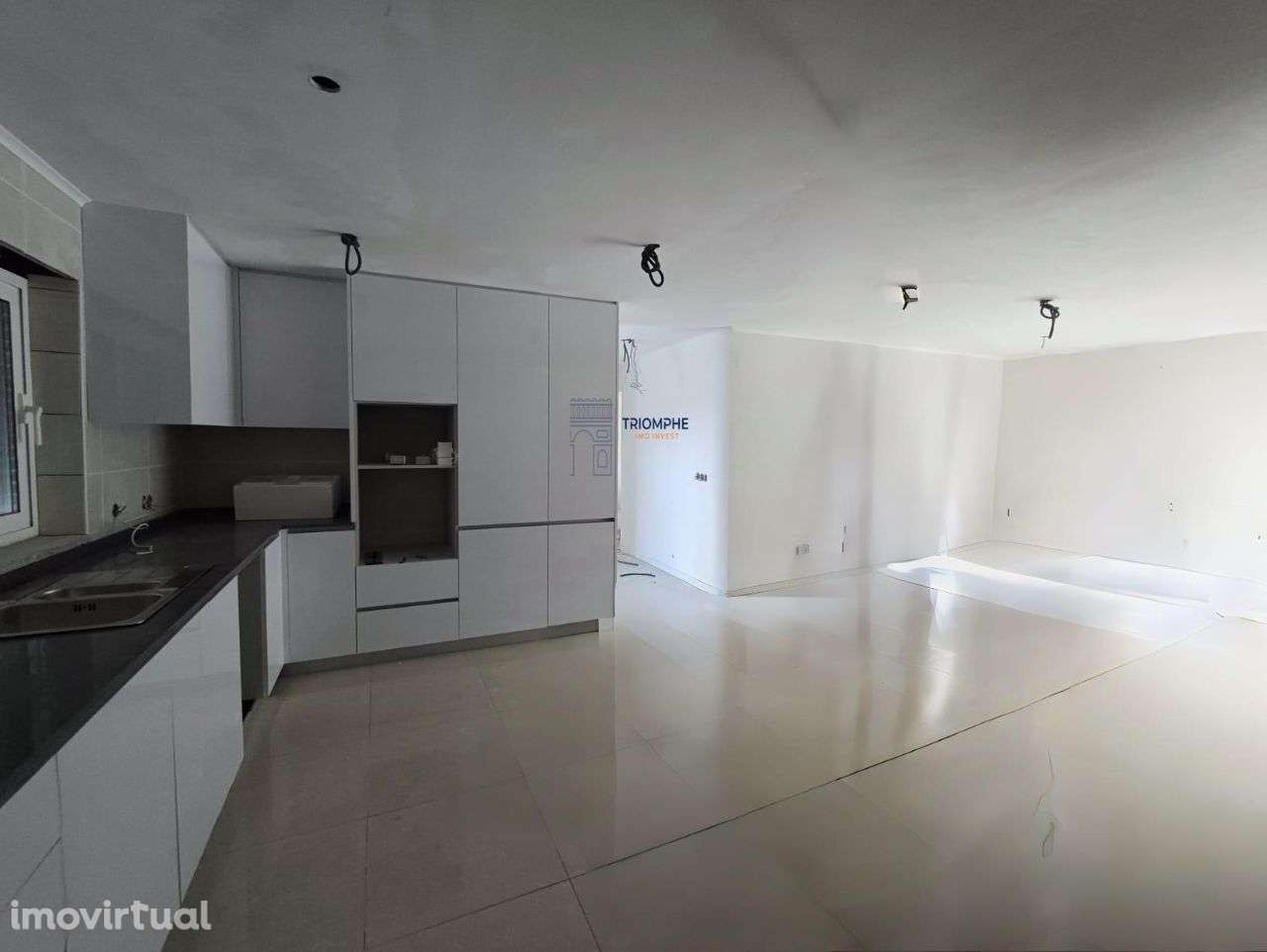 Moradia T3 Arquitetura Contemporânea Pataias, Alcobaça - Grande imagem: 4/18