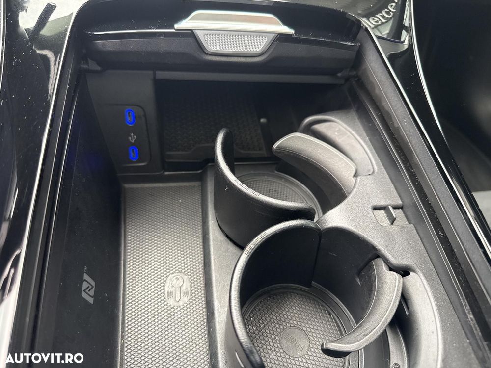 Mercedes-Benz EQE AMG 43 4MATIC - 23