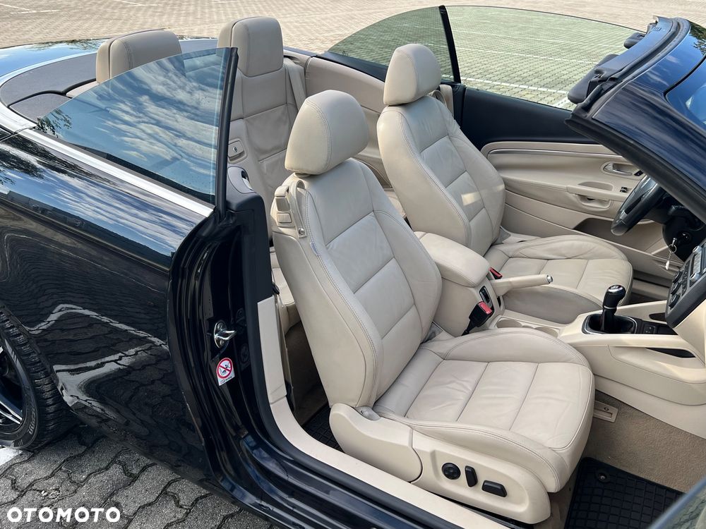 Volkswagen Eos 2.0 TDI DPF Sport & Style - 23