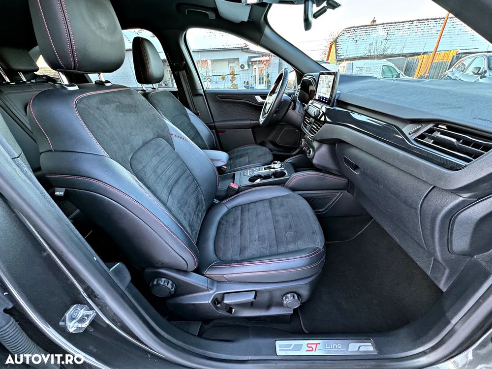 Ford Kuga 2.5 Duratec PHEV ST-LINE X - 9