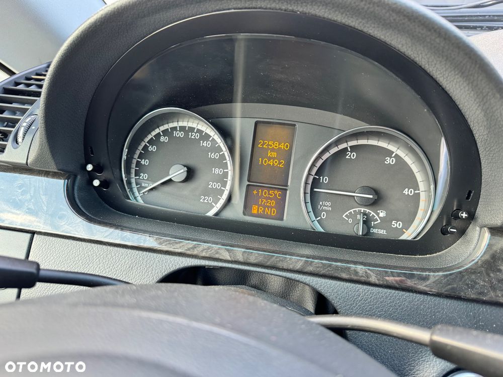 Mercedes-Benz Viano 3.0 CDI Ambiente (d³ugi) - 32