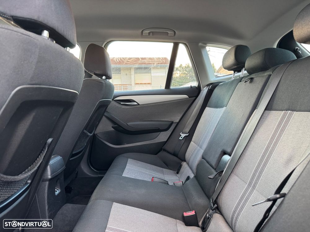 BMW X1 18 d sDrive Auto - 9