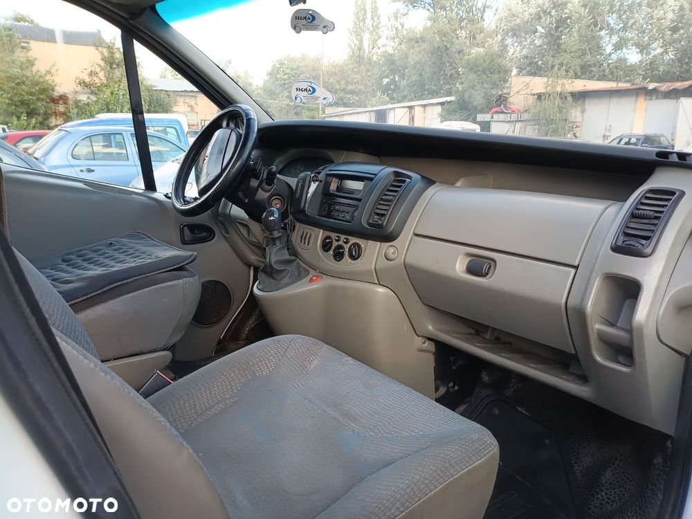Renault Trafic - 8