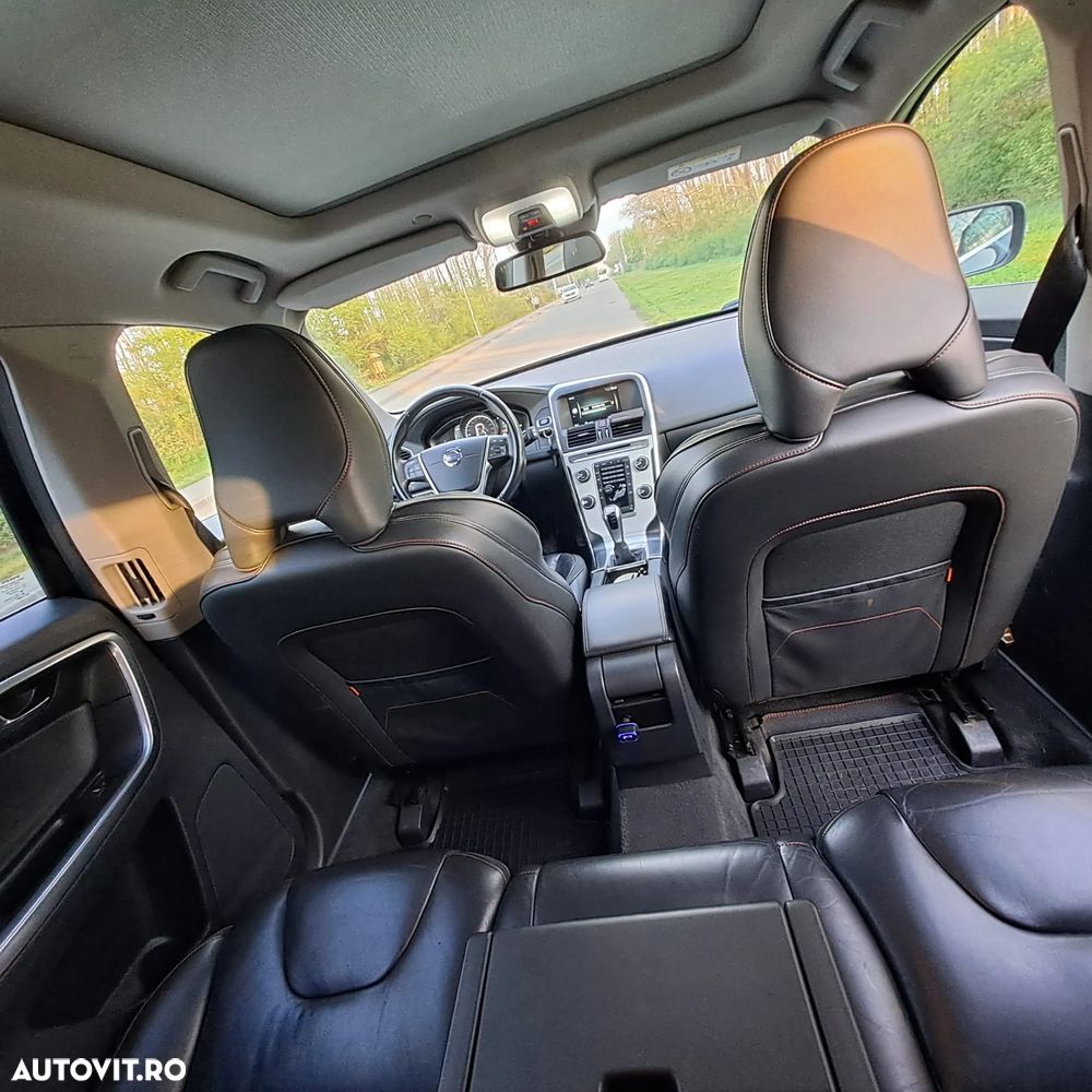 Volvo XC 60 D3 Momentum - 5