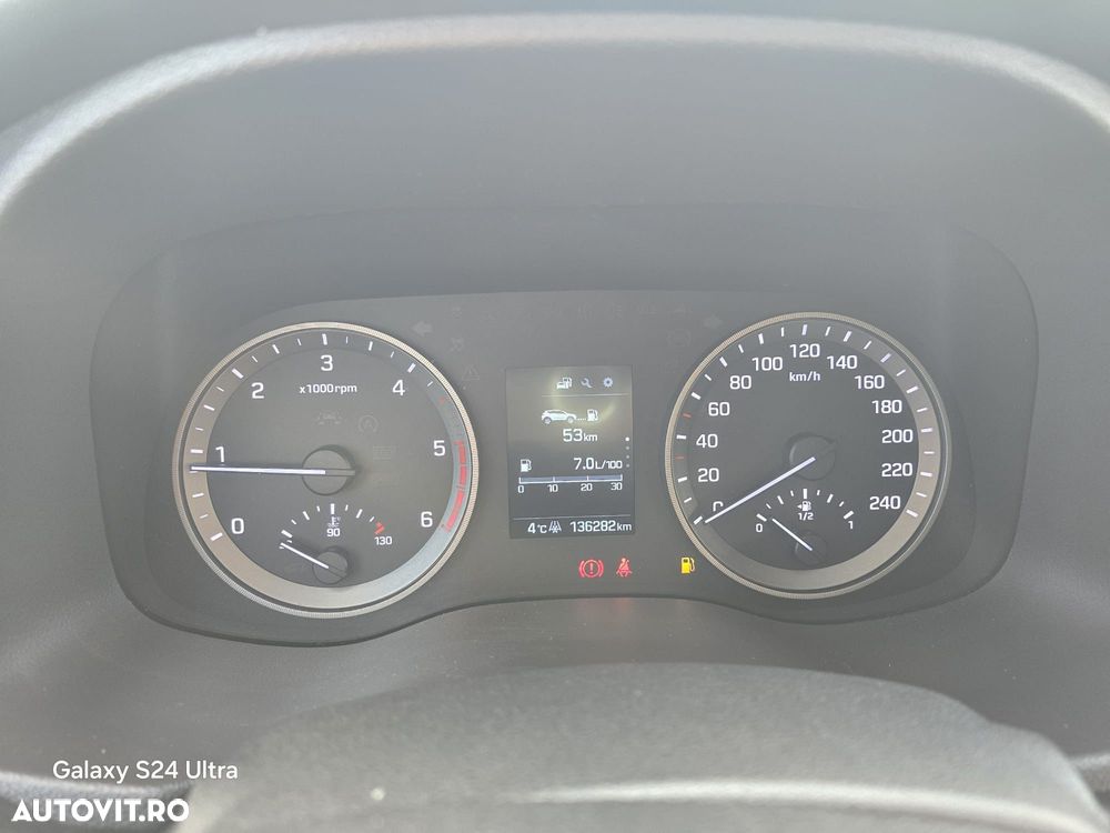Hyundai Tucson - 8