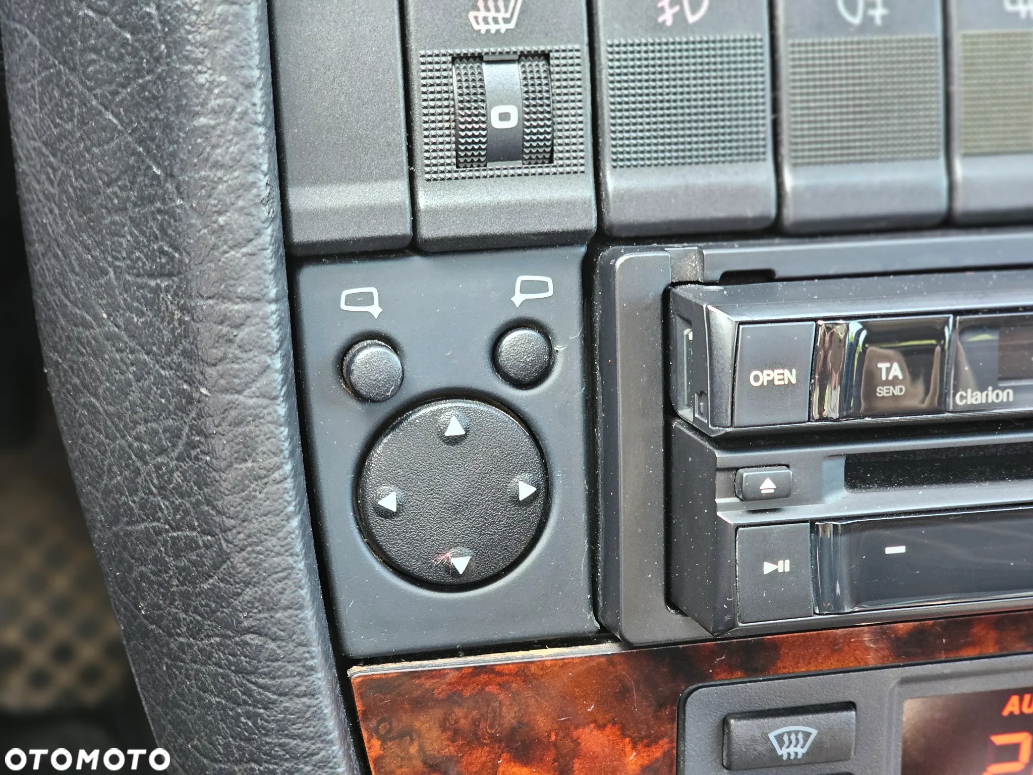 Audi Quattro 100 2.8 - 18