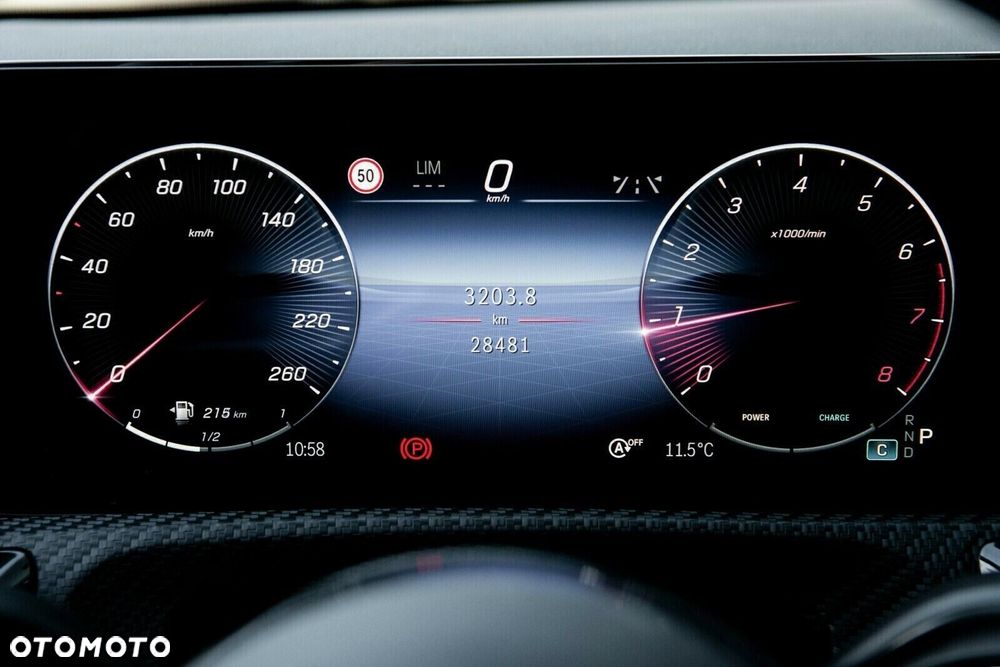 Mercedes-Benz CLA - 34