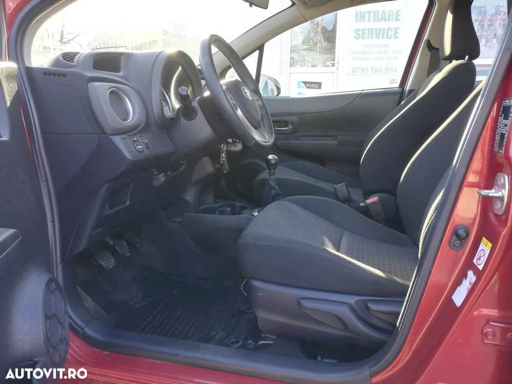 Toyota Yaris - 5