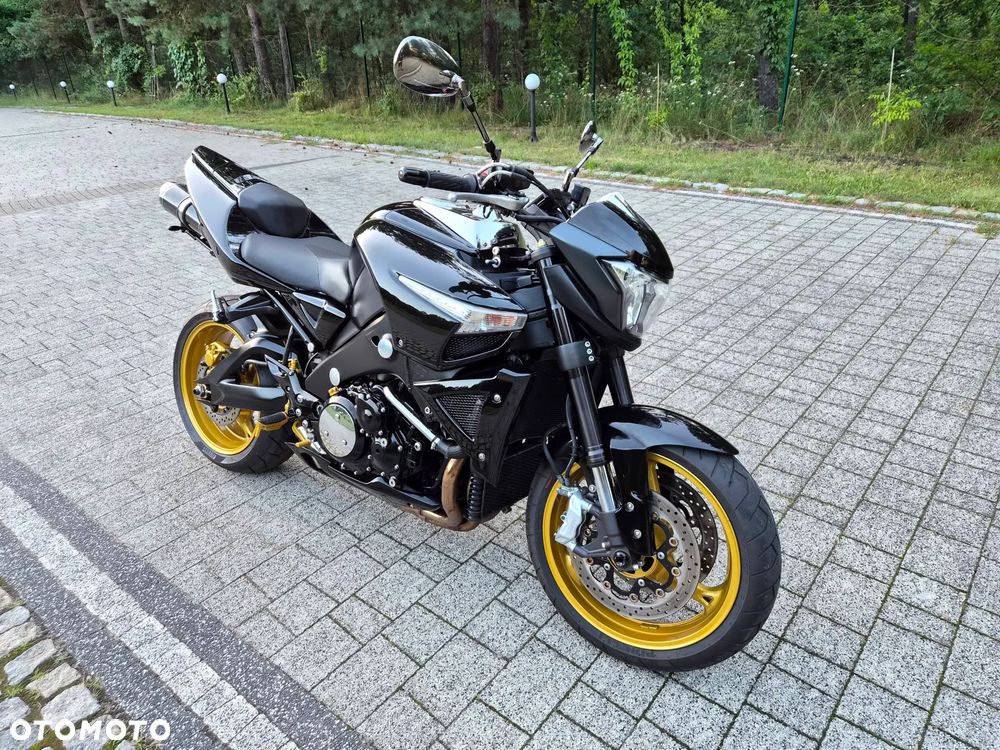 Suzuki GSX - 4