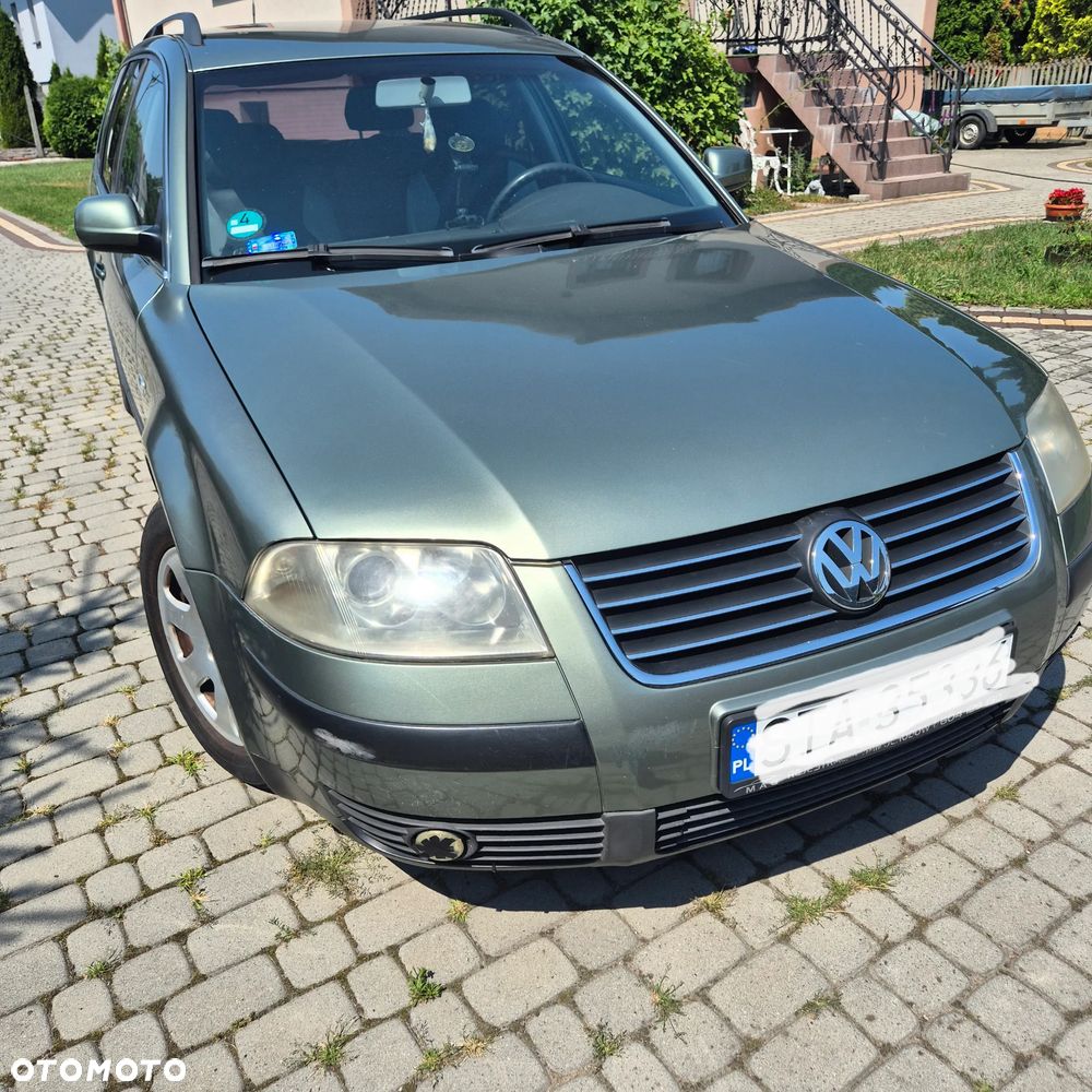 Volkswagen Passat 1.6 - 2