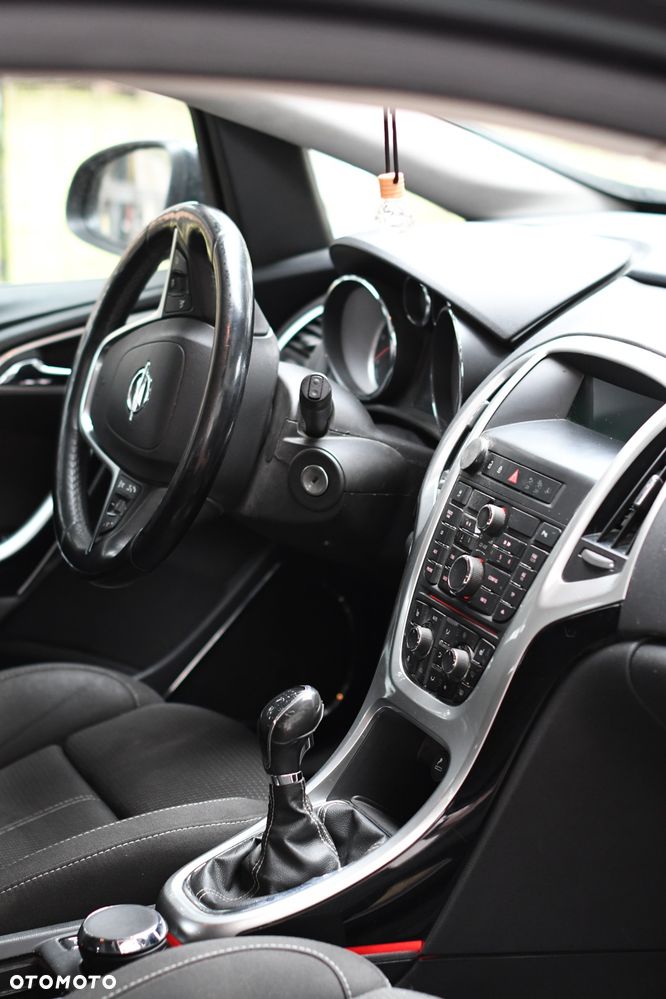 Opel Astra - 9