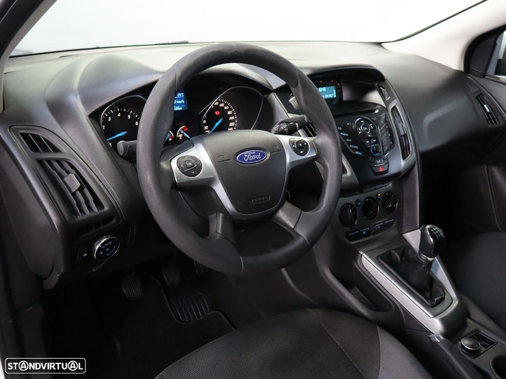 Ford Focus SW 1.0 EcoBoost Business - 6
