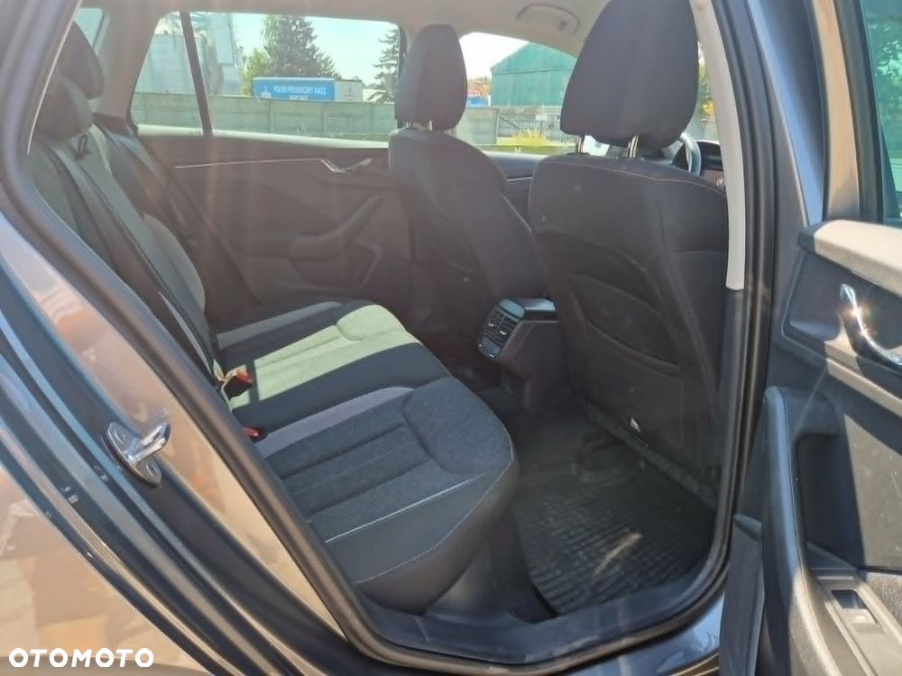 Skoda Kamiq 1.5 TSI Style - 28