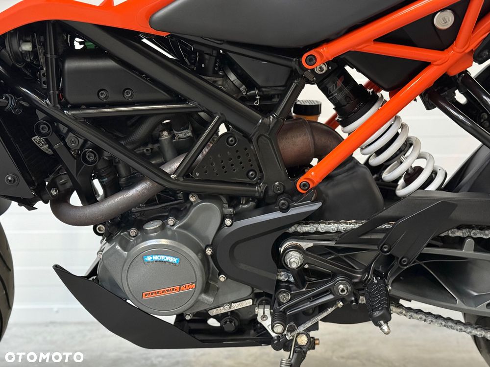 KTM Duke - 32