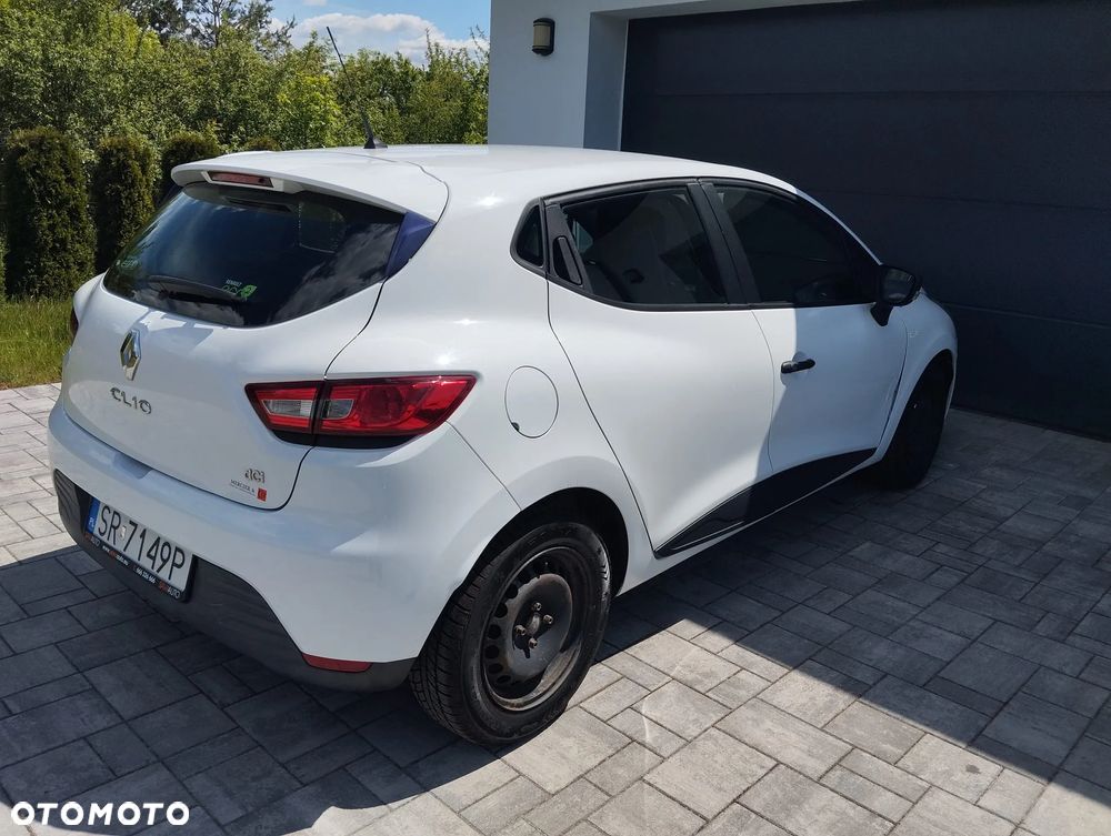 Renault Clio - 6