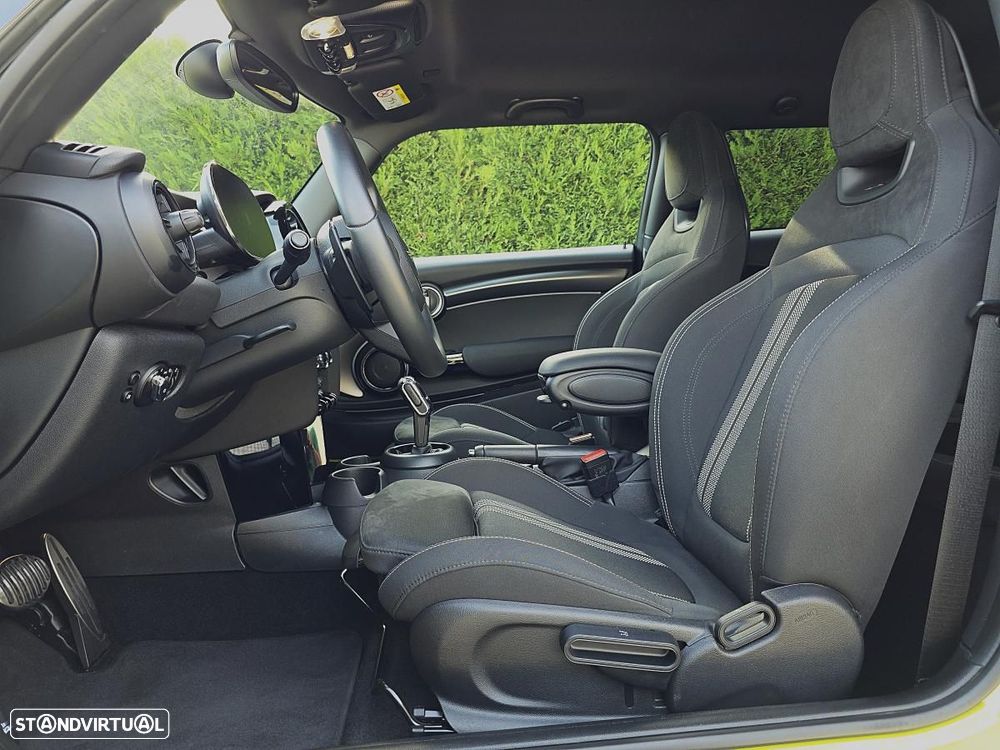 MINI 3 Portas John Cooper Works Auto Desportiva - 27