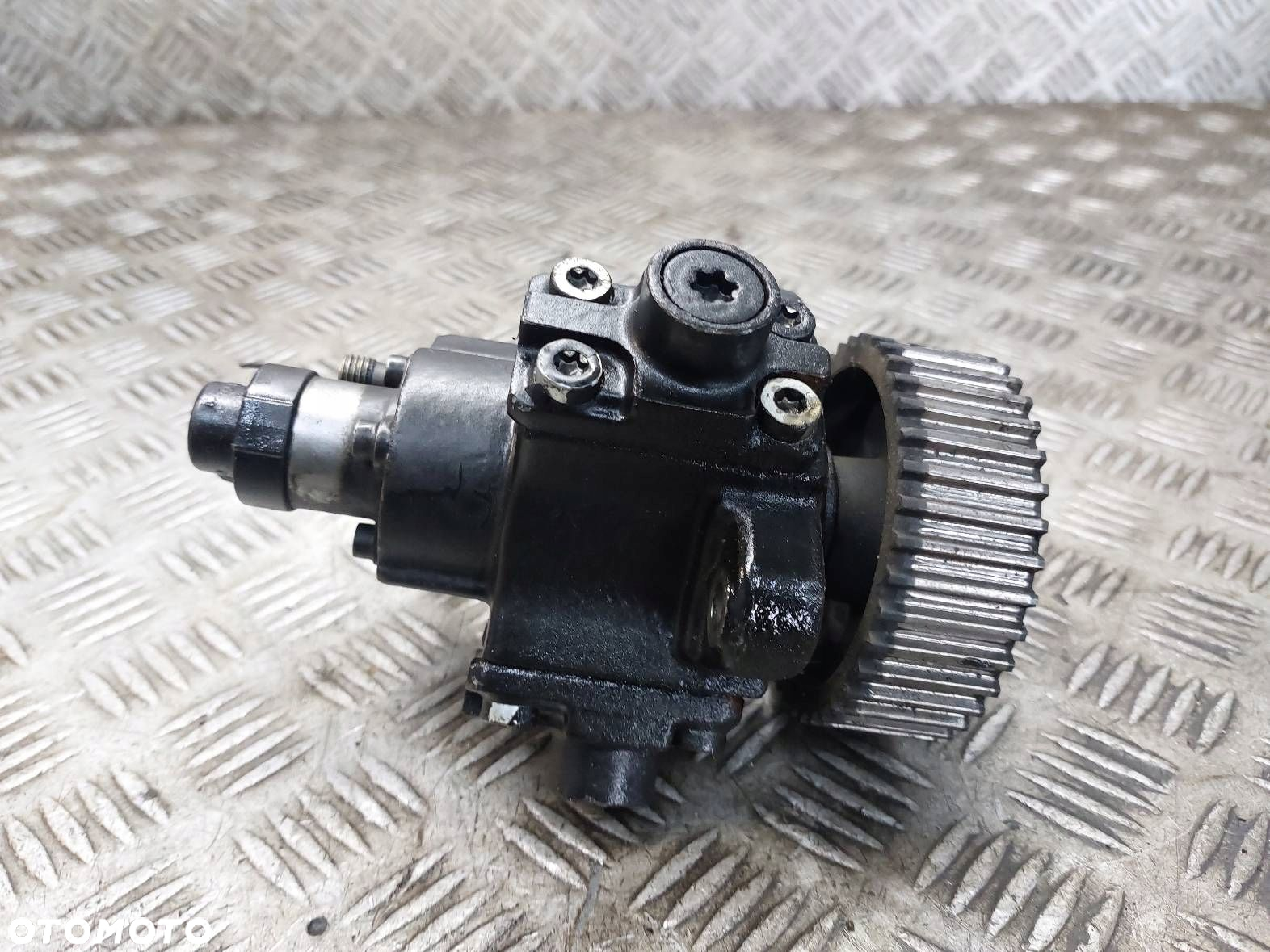 POMPA WTRYSKOWA VECTRA C 1.9 CDTI 0445010097 0055204599 09284006511 - 4