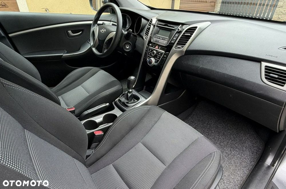Hyundai i30 - 12