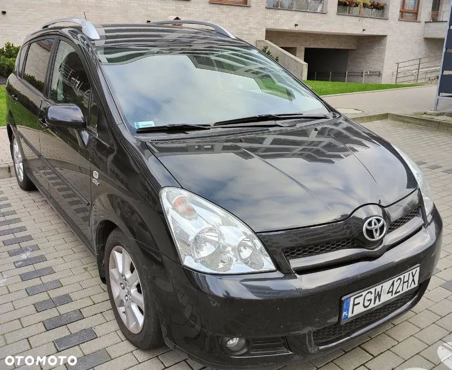 Toyota Corolla Verso - 1