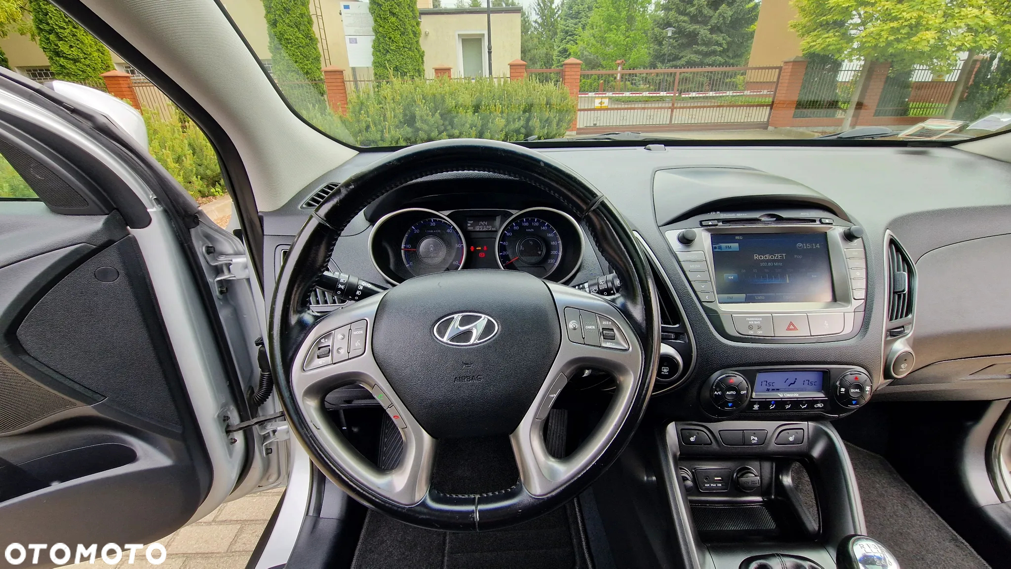 Hyundai ix35 1.7 CRDi Premium 2WD - 17