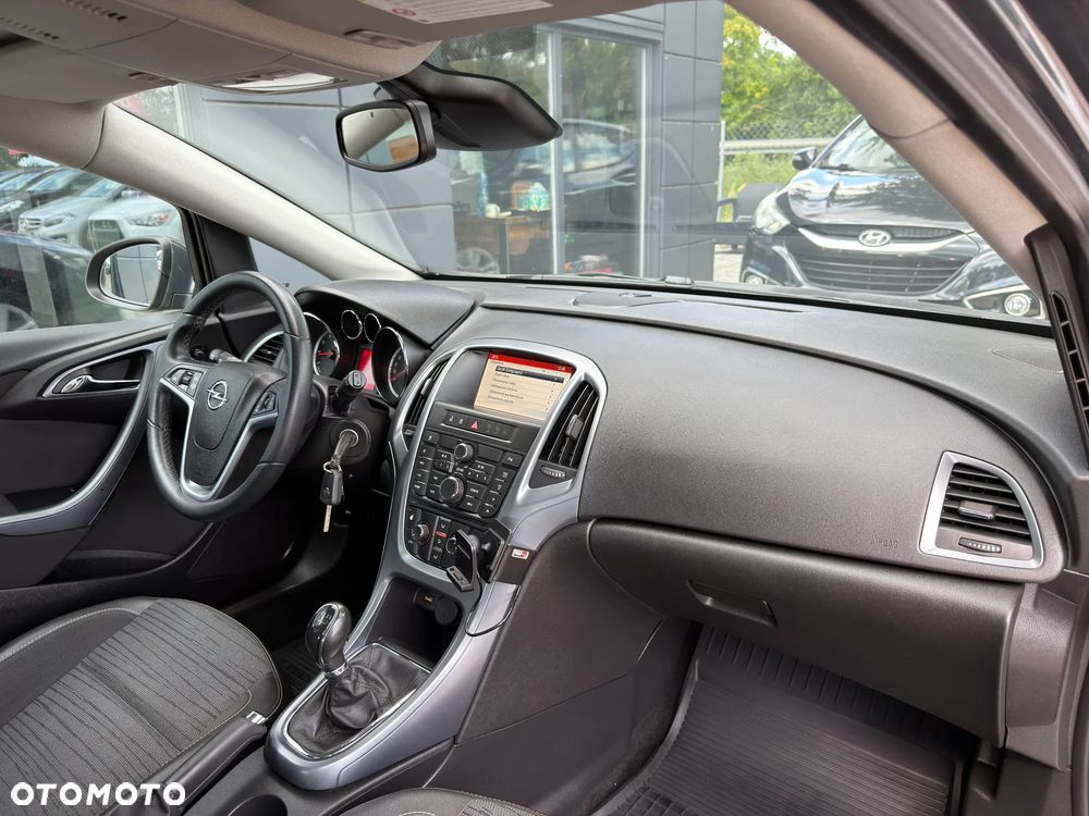 Opel Astra 1.4 Essentia - 9