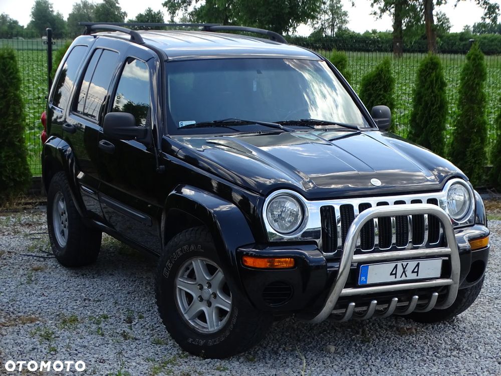 Jeep Liberty - 24