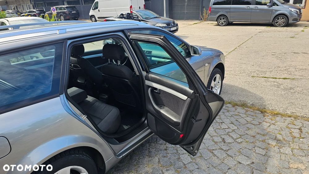 Audi A4 Avant - 14
