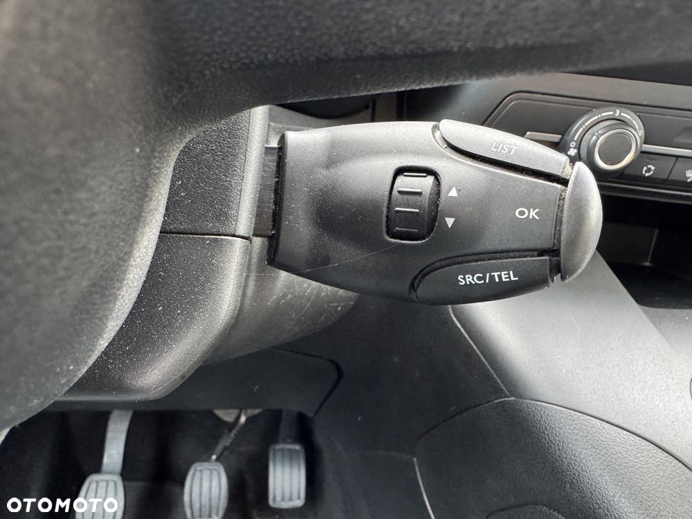 Toyota Proace City Verso Long 1.2 D-4T Business - 28