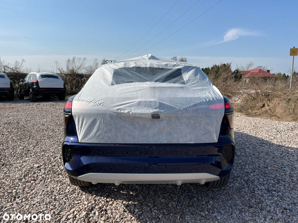 Audi Q3 Sportback - 4