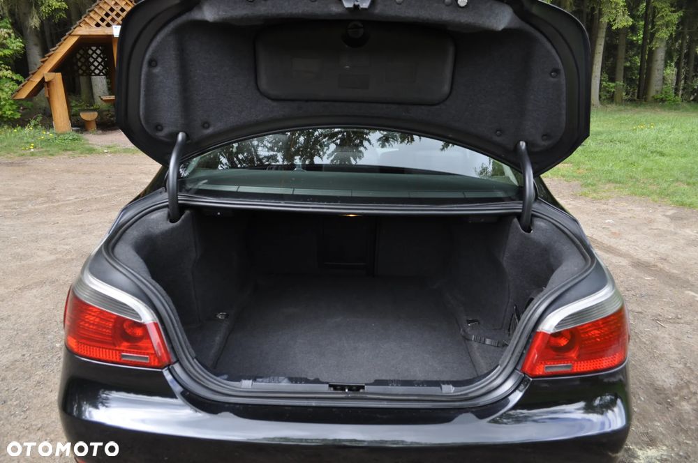 BMW Seria 5 - 11