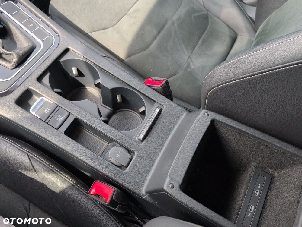 Volkswagen Arteon 2.0 TDI 4Motion Elegance DSG - 32