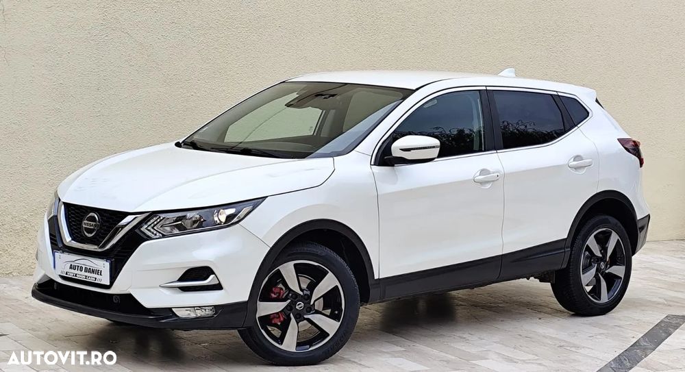 Nissan Qashqai - 1