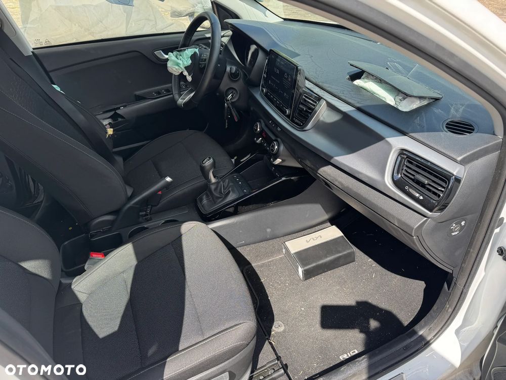 Kia Rio 1.0 T-GDI 100 Vision - 11