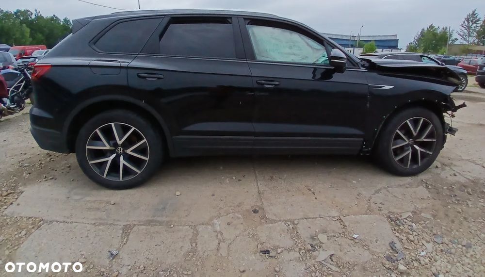 Volkswagen Touareg 3.0 V6 TDI 4Motion - 8