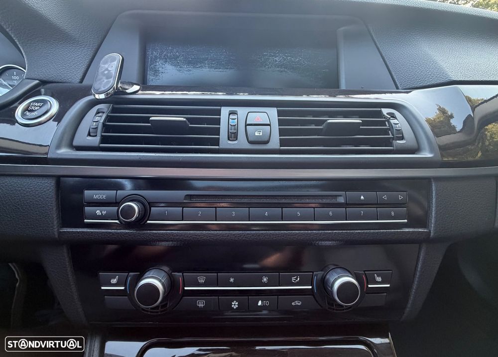 BMW 520 d Auto - 15