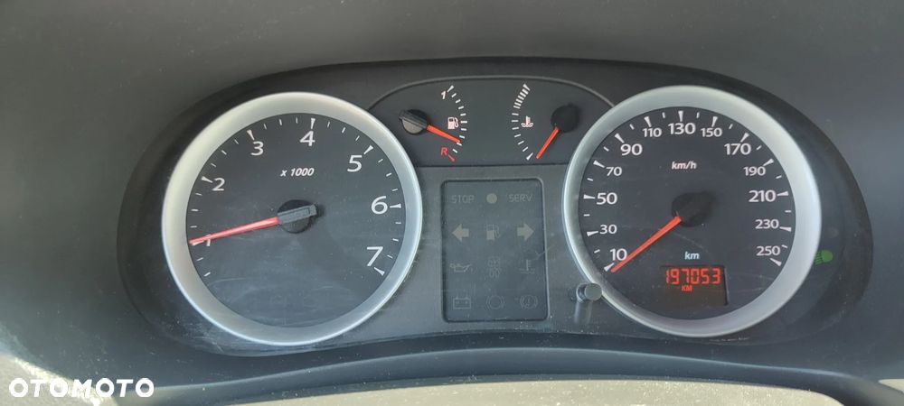Renault Thalia 1.2 16V All Inclusive Euro5 - 12