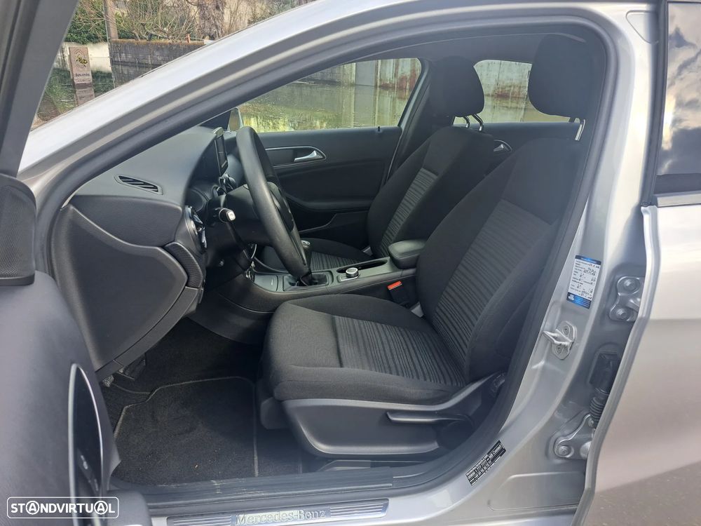 Mercedes-Benz A 180 CDI (BlueEFFICIENCY) Style - 12