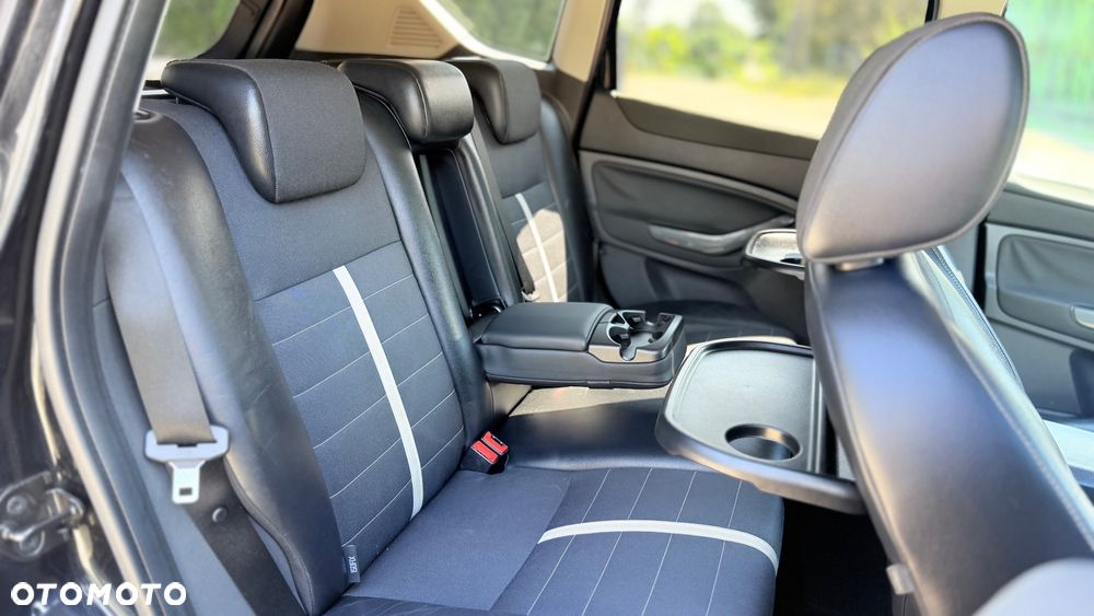 Ford Kuga 2.0 TDCi 2x4 Trend - 20