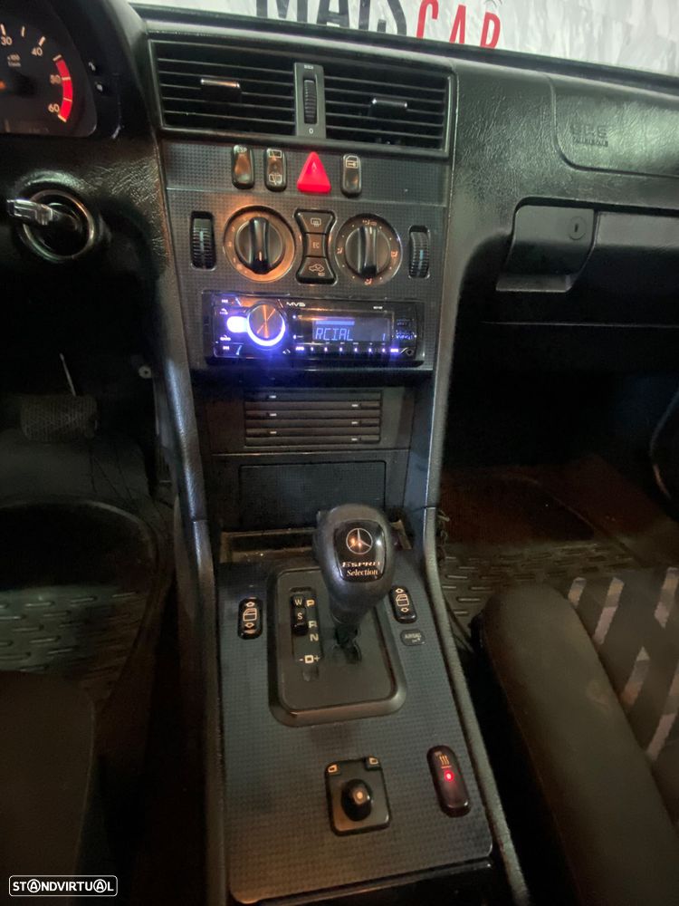 Mercedes-Benz C 220 - 13