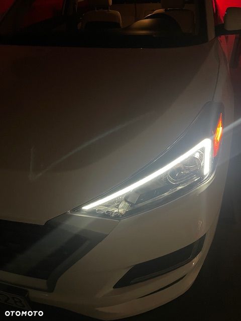 Hyundai Tucson - 16